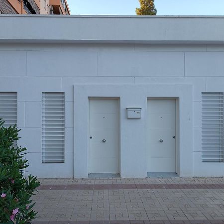 Apartamentos Los Guindos Málaga Dış mekan fotoğraf