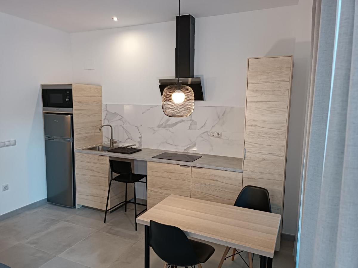 Apartamentos Los Guindos Málaga Dış mekan fotoğraf